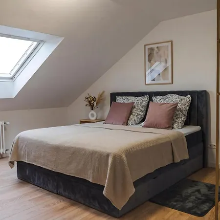 Dreilaender Blick Apartment Nr 8 * לוראך