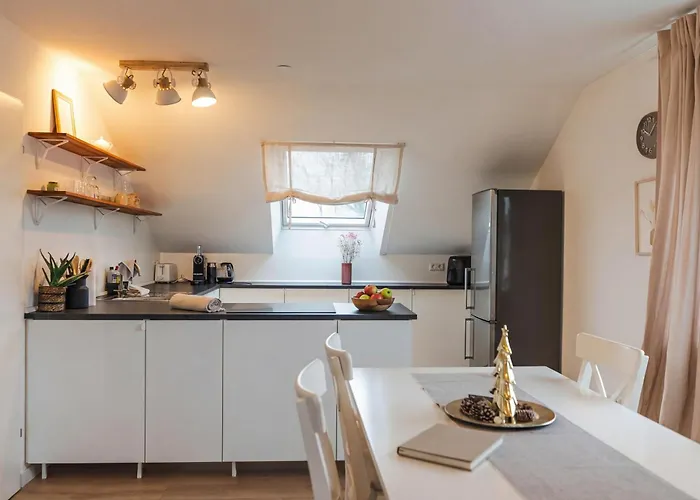 Dreilaender Blick アパート *